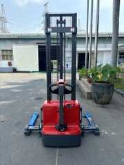 Xe nâng điện stacker 1.5 tấn Interlift CL1535GHY. Nâng cao 3.5m. Sx 2024. Mới 100%. Mã XM.S15IND35.00792