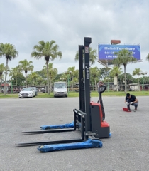 Xe nâng điện stacker 1.5 tấn Interlift CL1516GHY. Nâng cao 1.6m. Sx 2025. Mã XM.S15IND16.00861