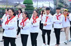 Áo Khoác Gió Thiếu Nhi Thánh Thể