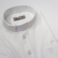 Áo Thun Cổ Côn Linh Mục Màu Trắng