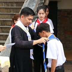 Khăn Thiếu Nhi Thánh Thể Công Giáo