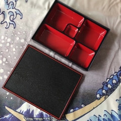 Bento nhà hàng Nhật nắp vân gỗ 5 ngăn 27x21