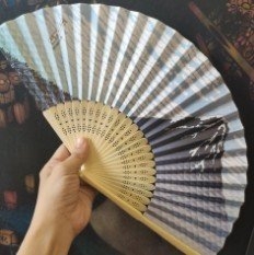 Quạt xếp trang trí 21cm giấy