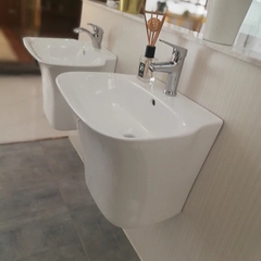 Chậu liền chân safevn 7500