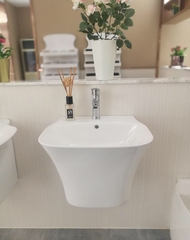 Chậu liền chân safevn 7500