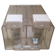 Hộp đựng nước rửa tay treo tường SafeVN 7202