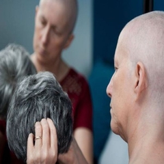 Tóc Giả: Giải Pháp Phục Hồi Tự Tin Cho Bệnh Nhân Ung Thư Và Người Rụng Tóc