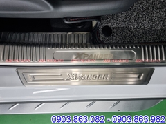 Nẹp Bước Chân Bên Ngoài Cho Xe Misubishi Xpander Coss 2021