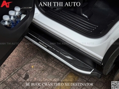Bệ bước chân lên xuống theo xe Mitsubishi Destinator