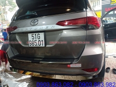 BẢO VỆ CẢN SAU XE TOYOTA FORTUNER 2019