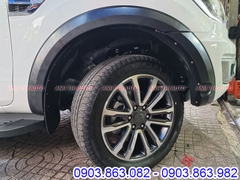 Ốp Vè Cua Lốp Theo Xe Ford Everest 2020