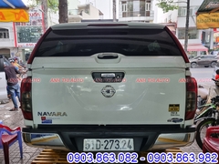 Nắp Thùng Cao Xe Nissan Navara Đèn Led