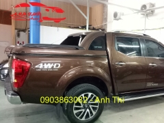 Nắp Thùng Thấp Theo Xe Nissan Navara 2018 | Mẫu kính NP300