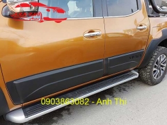 ỐP HÔNG BẢO VỆ CỬA XE NISSAN NAVARA 2016+ THÁI