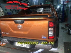 ỐP VIỀN ĐÈN SAU THEO XE NISSAN NAVARA 2018 THÁI