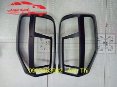 VIỀN ĐÈN SAU THEO XE TRITON 2019