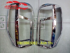 VIỀN ĐÈN SAU THEO XE TRITON 2019
