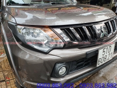 VIỀN ĐÈN TRƯỚC XE MITSUBISHI TRITON 2018 THÁI