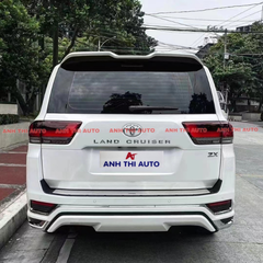 Xe Land Cruiser LC 300 2022 lên bodykit Trung Đông