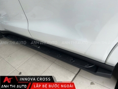 BỆ BƯỚC CHÂN THEO XE TOYOTA INNOVA