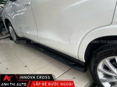 BỆ BƯỚC CHÂN THEO XE TOYOTA INNOVA