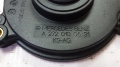 Nắp thông hơi động cơ ô tô Mercedes chính hãng - 2720100631