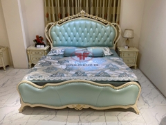 GIƯỜNG NGỦ TÂN CỔ ĐIỂN  DÁT VÀNG NHẬP KHẨU DA XANH D501