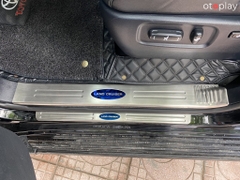 Nẹp Bước Chân Land Cruiser 2012 – 2020