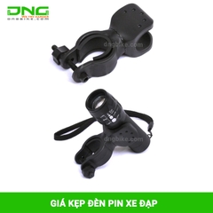 Giá kẹp đèn pin xe đạp 360 độ