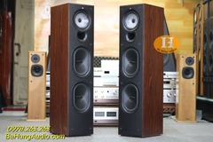 Loa Kef Q75 vỏ đỏ đẹp xuất sắc