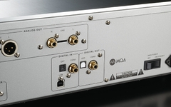 Đầu CD Luxman D-07X