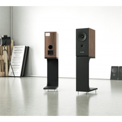 Loa Pylon Audio Opal Monitor