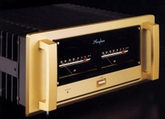 Power Accuphase P650