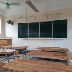 Bảng trượt ngang