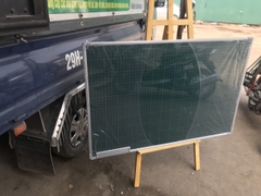 Bảng từ xanh kẻ ô ly kết hợp giá gỗ