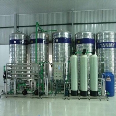 Dây chuyền lọc nước tinh khiết R.O đóng bình 750l/h