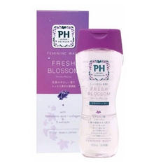 Dung Dịch Vệ Sinh Phụ Nữ PH Care Premium hương hoa 150ML - Nhật