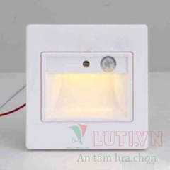 Đèn âm tường vuông cảm ứng ACT-625-19