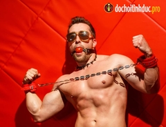 Bóng bịt miệng có lỗ - ball gag bondage 2 màu đen đỏ