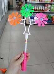 Kẹo chong chóng 3 cánh