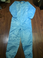 Quần áo tĩnh điện