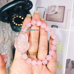 VÒNG TAY TAM VỸ HỒNG