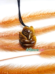 MẶT TAM VỸ VÀNG