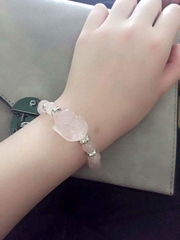 VÒNG TAY TAM VỸ HỒNG