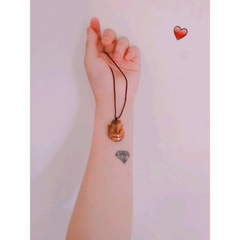 MẶT TAM VỸ VÀNG