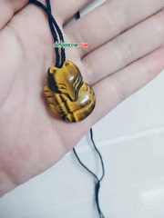 MẶT TAM VỸ VÀNG