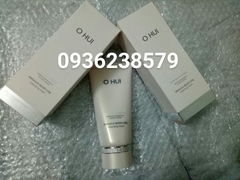 Sữa rửa mặt dưỡng ẩm hương nước hoa Miracle của OHUI Hàn Quốc