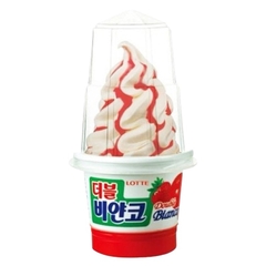 Kem lốc xoáy dâu táo Lotte Double Bianco Hàn Quốc 185ML