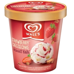 Kem hộp phô mai dâu Wall's Selection Strawberry Cheesecake 750ML