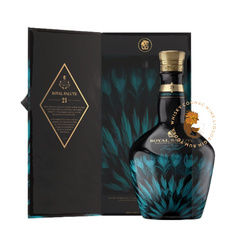 Rượu Royal Salute 21 Year old The Harris Reed Edition Màu xanh.